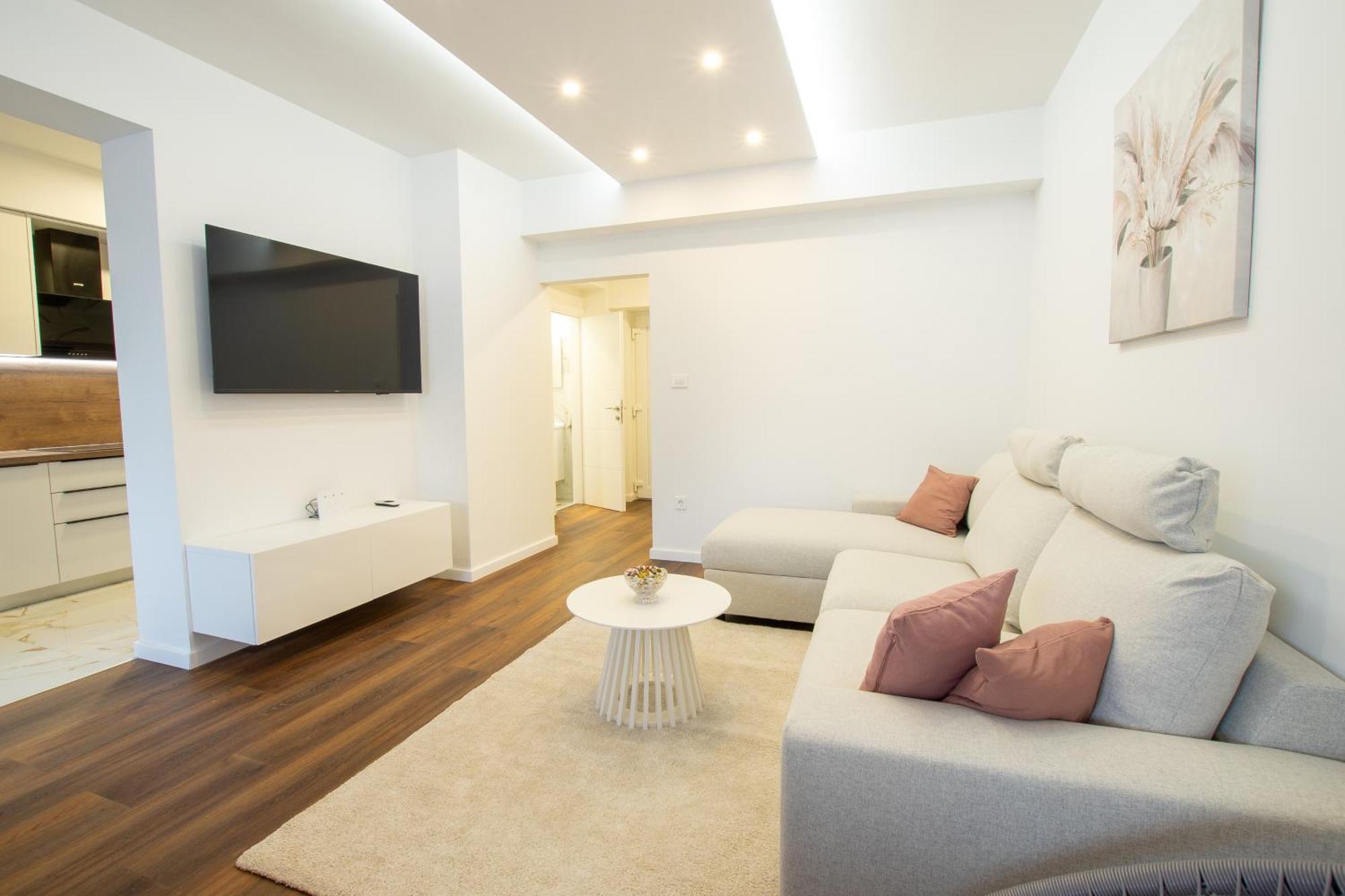 Apartman Valentina - Self Check In And Check Out Otocac Bagian luar foto