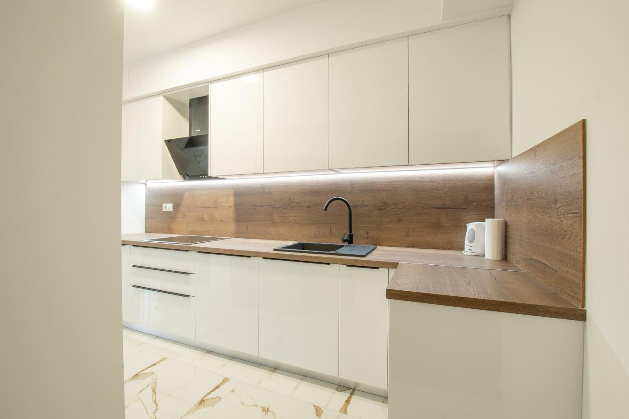 Apartman Valentina - Self Check In And Check Out Otocac Bagian luar foto