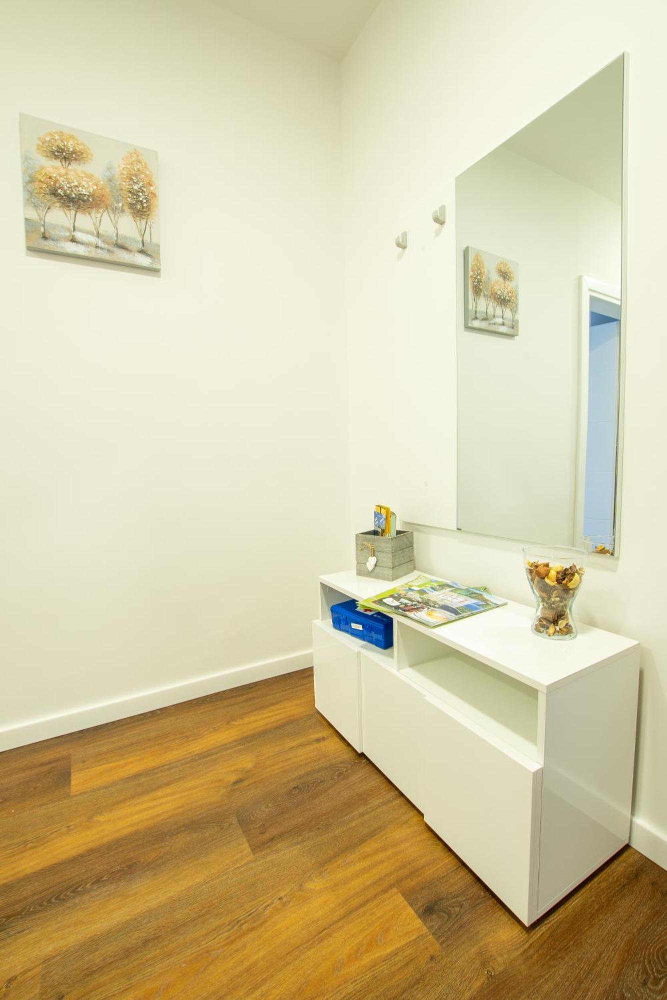Apartman Valentina - Self Check In And Check Out Otocac Bagian luar foto
