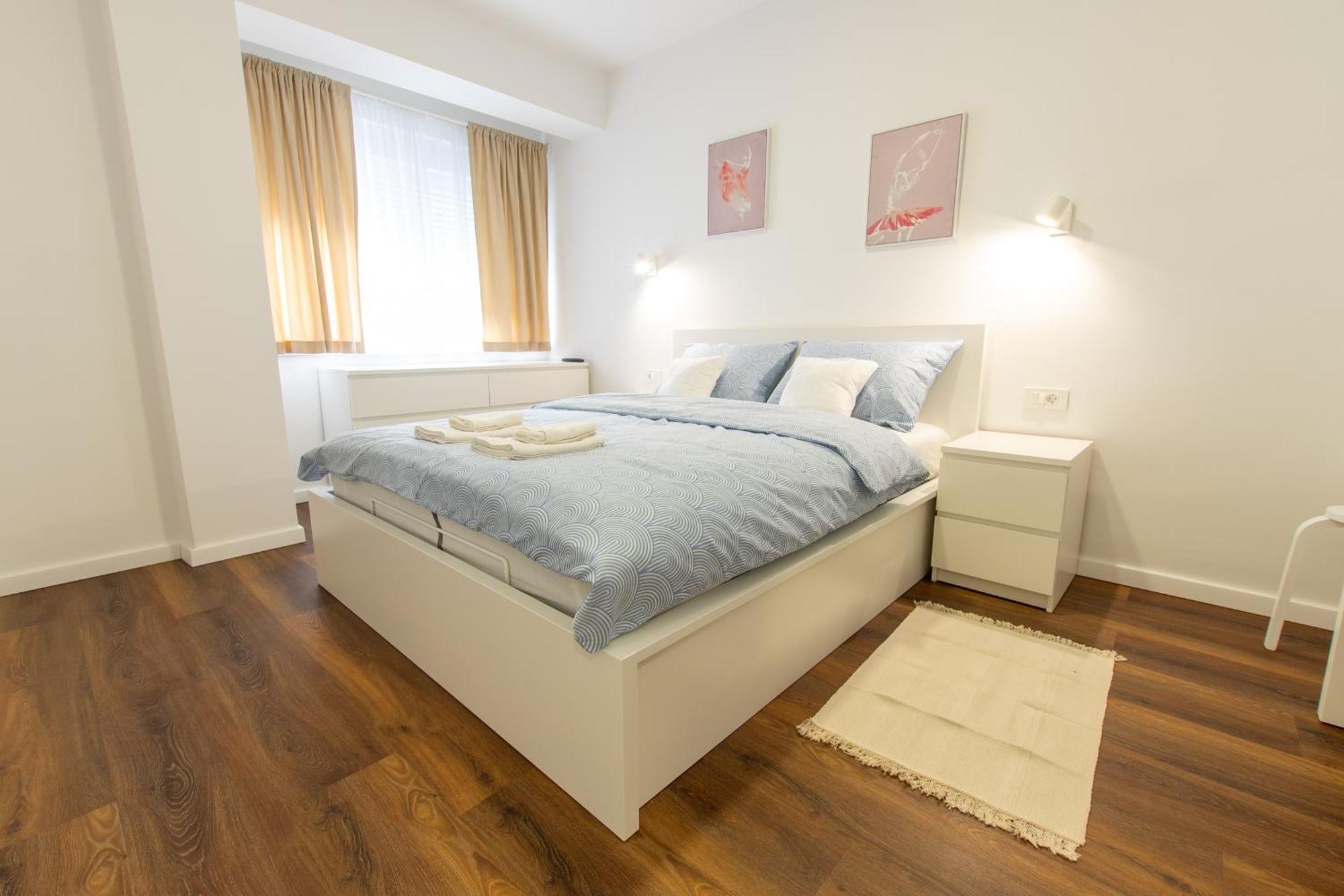 Apartman Valentina - Self Check In And Check Out Otocac Bagian luar foto